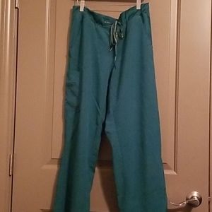 Green activate by med couture scrub bottoms